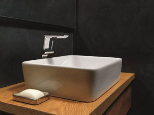 Read more about the article Delta Faucet’s Pivotal Collection