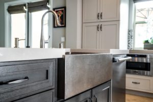 Read more about the article 5 Reasons to Consider a Brushed Nickel Sink for Your Kitchen