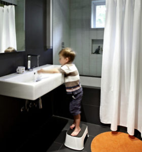 Read more about the article Cleaning Routines to Keep Your Home Virus-Free
