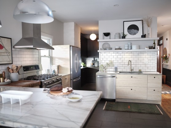 Read more about the article 7 Design Tips for Mixing Metals in the Kitchen and Bathroom Decor