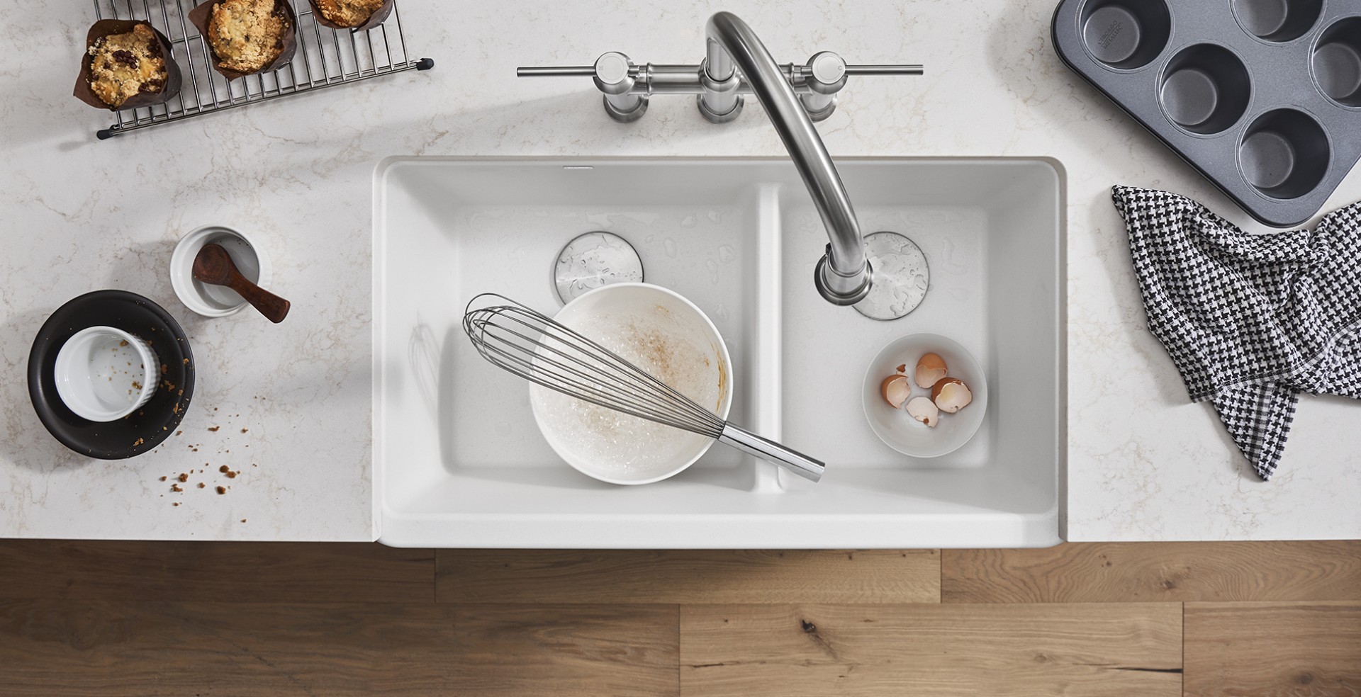 Read more about the article How a white farmhouse sink can make baking easier