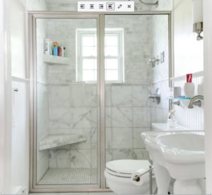 Read more about the article This Is the Only Reason You Should Get Rid of a Bathtub, According to Real Estate Experts