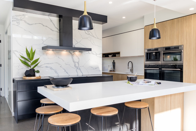 Read more about the article How to Get Your Range Hood Right