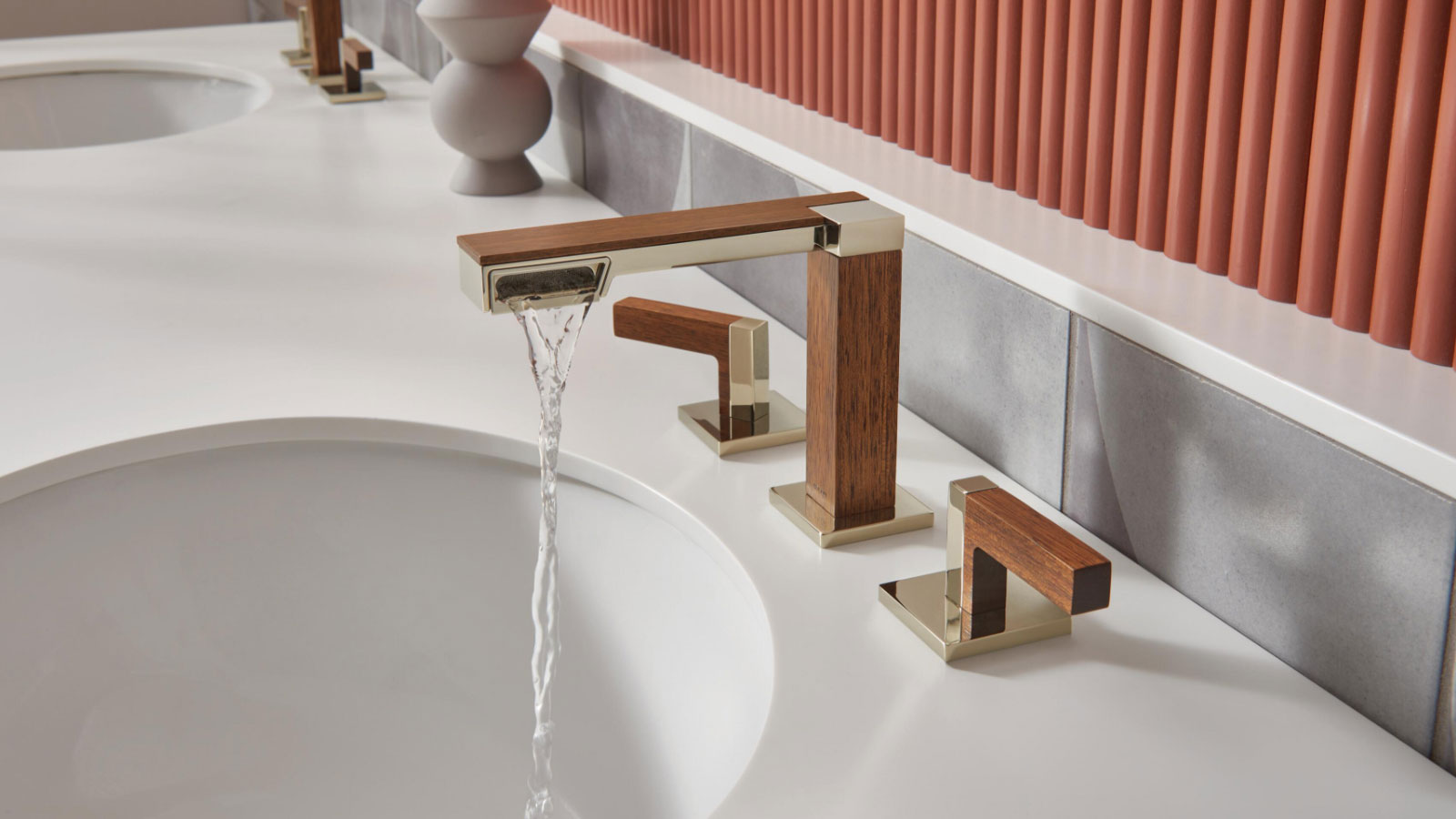 Read more about the article The Frank Lloyd Wright Bath Collection from Brizo